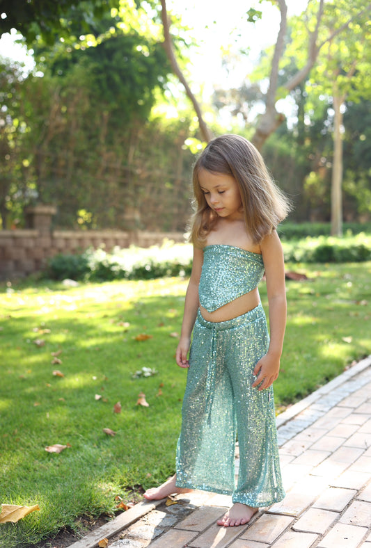 “The Sequins SuperStar Set”